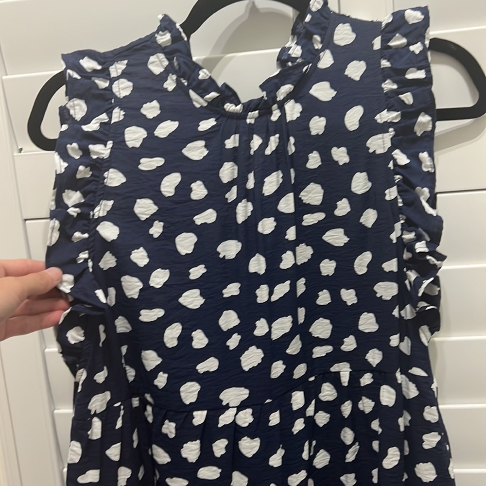 THML Shift Dress - Picture 2 of 4